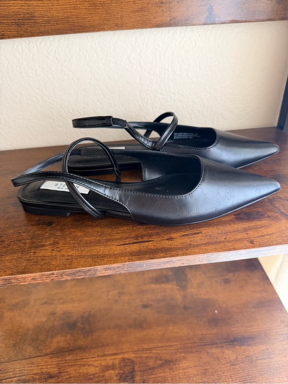 Steve Madden Black Pointed Slingback Flats